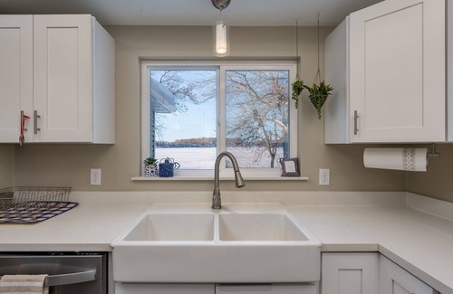 Madison Lake House | Lakefront home on Middle Jefferson! Only one hour away from the Twin Cities!