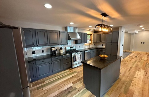 Osceola House | Lakefront Home with 6-person Hot Tub