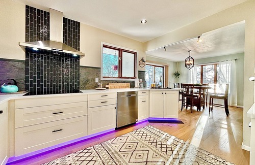 Brooklyn Center Cottage | Lakefront House w/King Bed, Sauna, walk-in shower and lake access