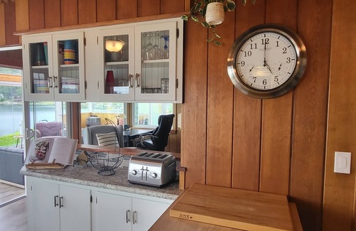 Lake Goodwin House | Lakefront House with dock and lots of toys!