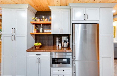 Center Lovell House | Lakefront Lovell Home with Dock Walk to Town Beach!