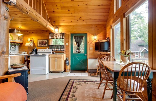 Hill Cabin | Lakefront Ogema Vacation Rental Cabin w/Fire Pit!