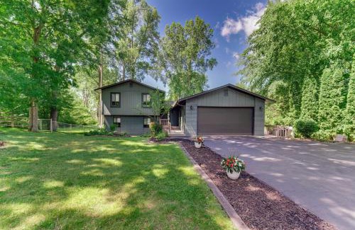 Lake Orion House | Lakefront Orion Twp Home with Fire Pit and Kayak!