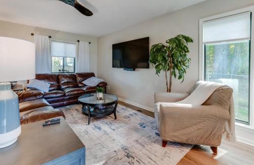 Lake Orion House | Lakefront Orion Twp Home with Fire Pit and Kayak!