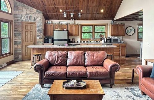 Gleason House | Lakefront Retreat in Gleason Northwoods