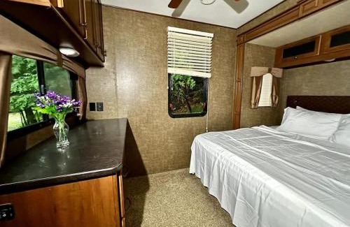 Parry Sound House | Lakefront RV Cottage in Parry Sound #18