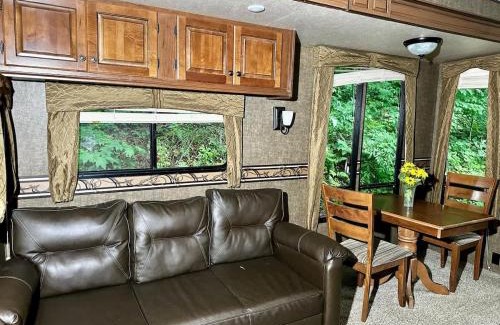 Parry Sound House | Lakefront RV Cottage in Parry Sound #18