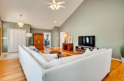 Troutman House | Lakefront Troutman House with Spectacular Sunsets!