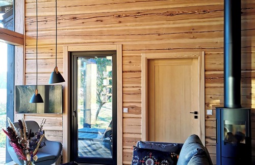 Brodnica House | Lakehouse Nero vacation home right on the lake and beautiful old town nearby.