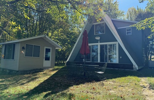 Long Prairie Cabin | Lakeshore Cabin , Great Fishing, Tubing, and Skiing