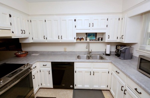 Croatan Beach Condo | Lakeside 3 Bedroom Vacation Rental - Croatan Beach.
