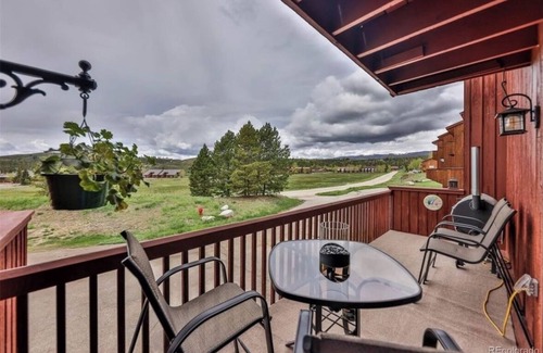 Grand Lake Condo | Lakeside Bliss - Your Colorado Getaway Location!