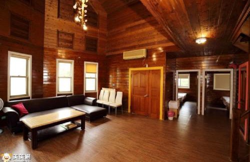 Gukeng Cabin | Lakeside Camping Resort