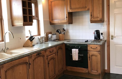 Kesh Cottage | Lakeside Cottage In Kesh with panoramic views over Lough Erne,