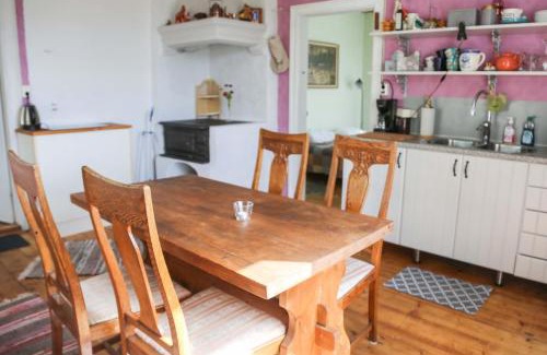 Ramvik House | Lakeside Guesthouse, Lillstugan