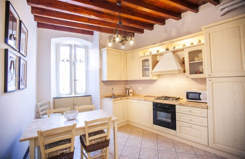 Como Apartment | Lakeside