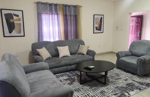 Nungua House | Lakeside Lodge