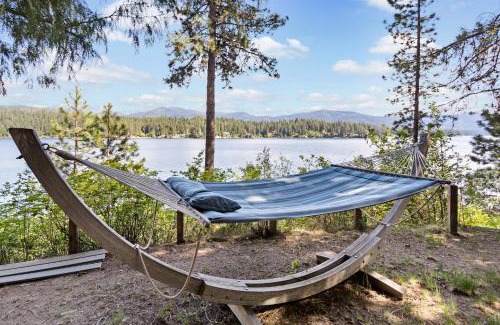 Hayden Lake House | Lakeside Loungin'