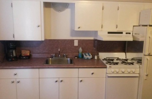 Williams Lake Hotel | Lakeside Motel
