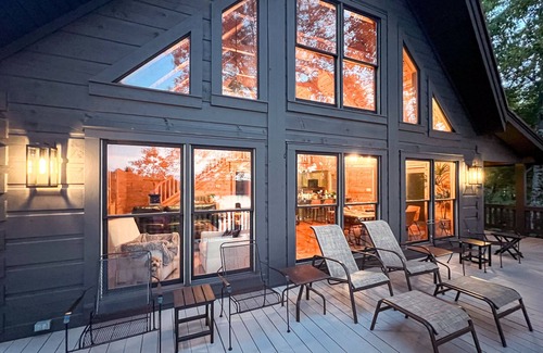Bremen Cabin | Lakeside Oasis: Contemporary Cabin, Sunset Views