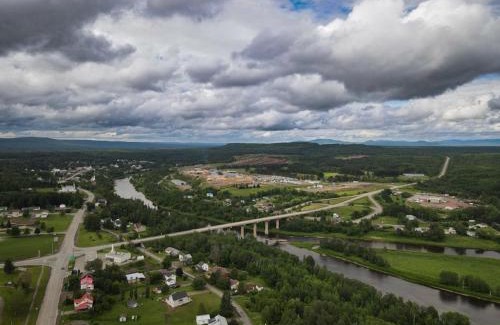 Plaster Rock Hotel | Lakeside Stays