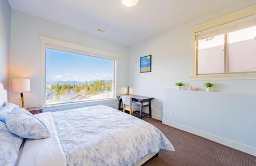 Southwest Mission House | Lakeview 2-bed 2-bath Entire Suite near Summerhill Winery