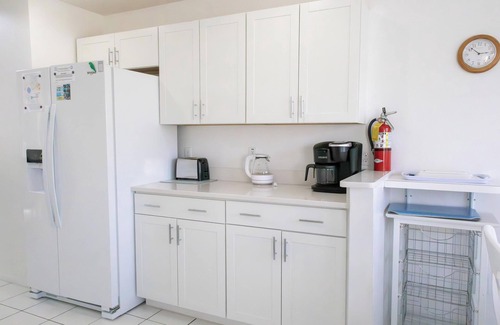 Meadow Woods Villa | Lakeview 3 Bedroom, 2.5 Bathroom Villa & Private Pool (very close to Disney and Orlando)