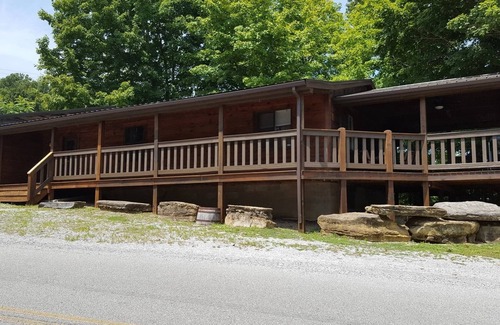Celina House | Lakeview Cabin on Dale Hollow Lake, Celina, TN