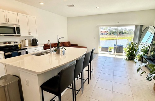 Laurel House | Lakeview Escape – Pool 7 min to Nokomis Beach