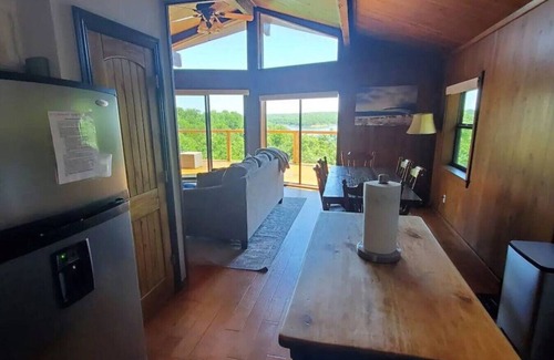 Sulphur House | Lakeview Hideaway - Amazing View of Lake of the Arbuckles