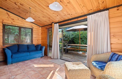 Kinloch House | Lakeview in Kinloch Taupo