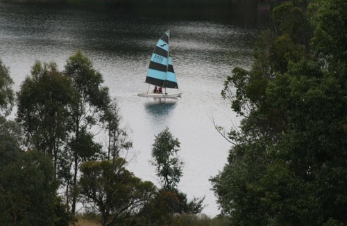 Canobolas Bed & Breakfast | Lakeview Luxury Retreat