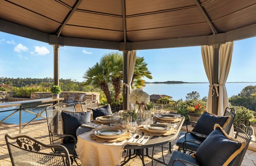El Dorado Hills Villa | Lakeview Luxury: Pool, Spa, Fire Pit + 7BR Villa