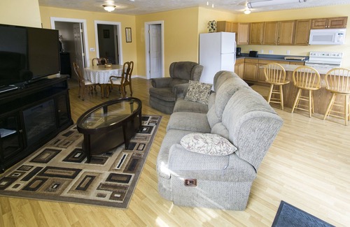 Massena Hotel | Lakeview Motel and Apartments