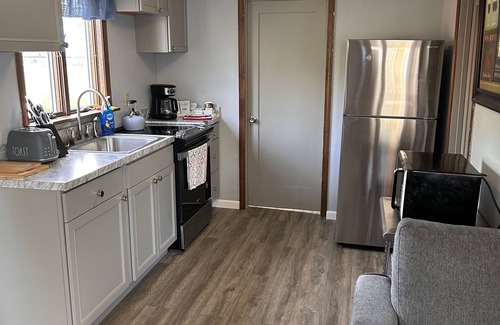Wilson House | Lakeview Ontario Cottage