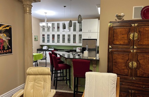 Colborne House | Lakeview rental
