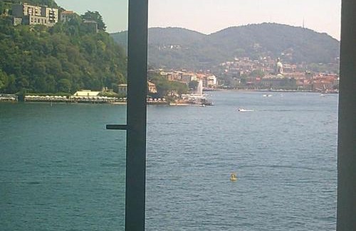 Como Apartment | Lakeviewcabin - Apartment With Lake View
