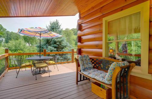 Ingles House | Lakewood Lodge Escape with Fire Pit