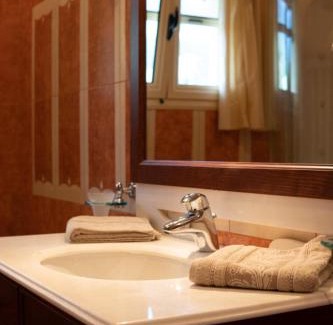 Souli Villa | Laki Villa with pool and jacuzzi