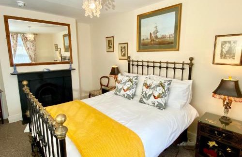 Brading Bed & Breakfast | Lala Mundi