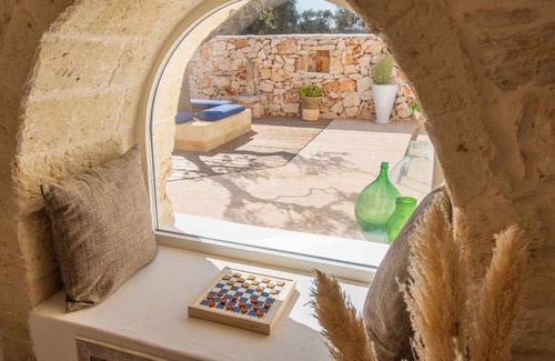 San Michele Salentino Villa | Lamia del vespro - private pool - outdoor kitchen - piagge 20 minutes away