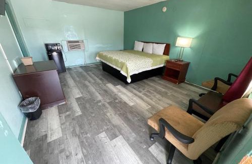 Childersburg Hotel | LAMPLIGHTER INN