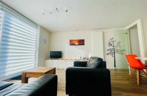 Nieuwvliet House | Lamsoor 9A*