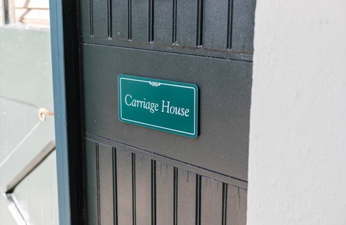 Lancaster House | Lancaster Heritage Estate: 10BR Getaway w/Fireplaces, Koi Pond & EV Charger