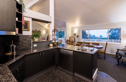 Balmoral Ridge House | Land of Lost Treasure - Holiday House