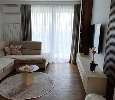 Medijana Apartment | LanDan Planet - free parking