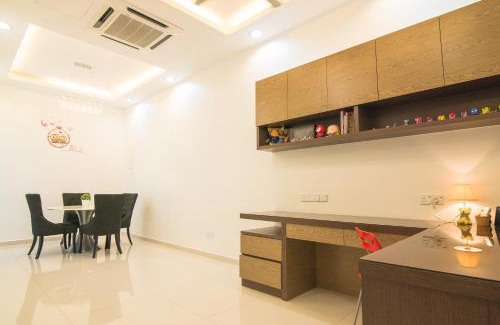 Bayan Lepas House | Landed Cozy House Near SPICE, Airport