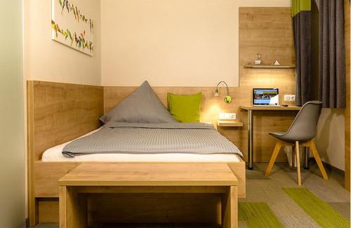 Funfstetten Hotel | Landgasthof Zur Sonne