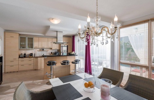 Soell Apartment | Landhaus Central - Ferienhaus, 2 Schlafzimmer, 2 Bäder