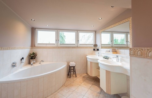 Abwinkl Hotel | Landhaus Christl am See